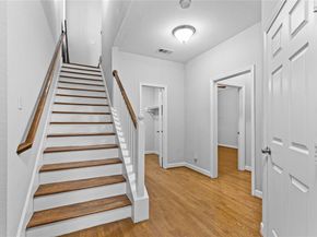 907  City Side Lane , Dallas Texas 75201