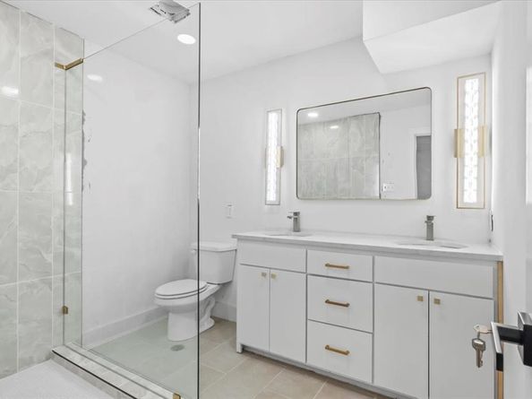 3305  Bellingham Court , Dallas Texas 75228