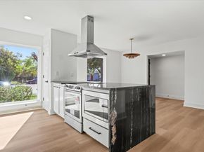 3305  Bellingham Court , Dallas Texas 75228