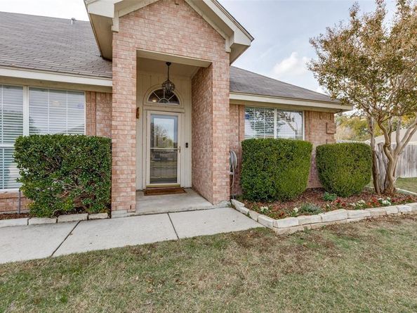 441  Willow Vista Drive , Saginaw Texas 76179