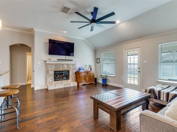 441  Willow Vista Drive , Saginaw Texas 76179