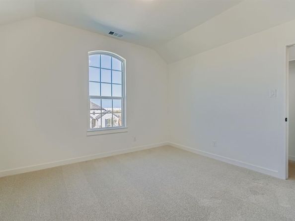 1295  Chestnut Drive , Haslet Texas 76052