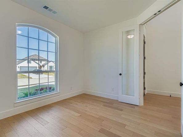 1295  Chestnut Drive , Haslet Texas 76052