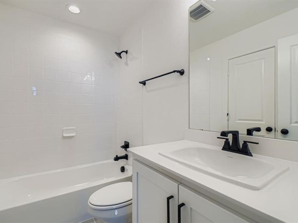 1295  Chestnut Drive , Haslet Texas 76052