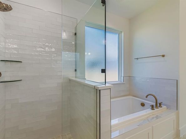 1295  Chestnut Drive , Haslet Texas 76052