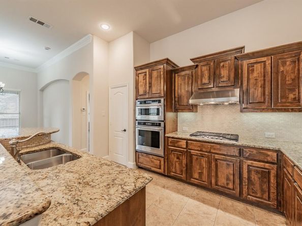 9905  Eddleman Court , Fort Worth Texas 76244