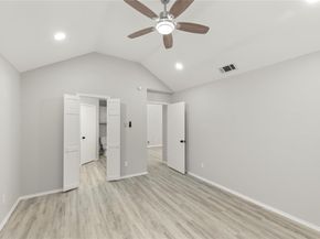 1424  Wheatfield Drive , Mesquite Texas 75149