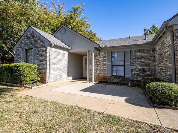 2701  Fountainview Drive , Corinth Texas 76210