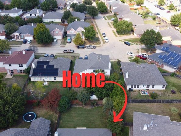 304 E Clover Park Drive , Fort Worth Texas 76140