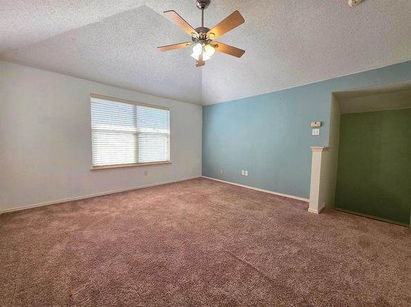 304 E Clover Park Drive , Fort Worth Texas 76140