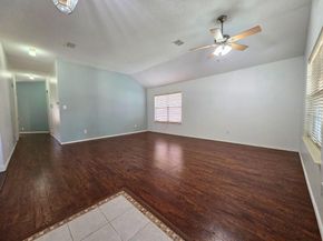 304 E Clover Park Drive , Fort Worth Texas 76140