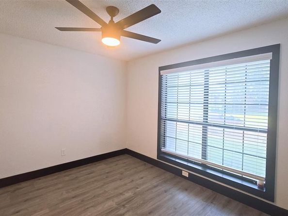 1933  Oakbluff Drive , Carrollton Texas 75007