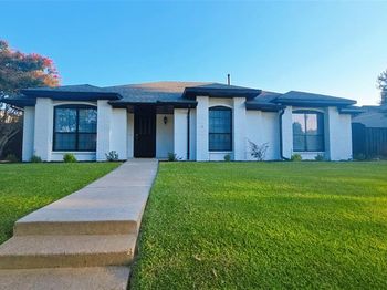 1933  Oakbluff Drive 