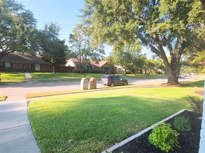 1933  Oakbluff Drive , Carrollton Texas 75007