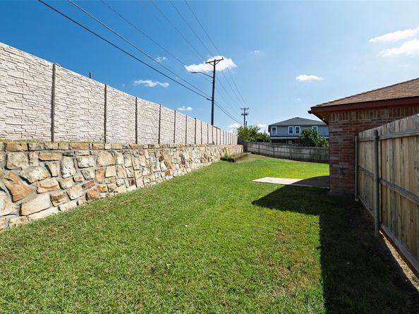 5913  Mckaskle Drive , Fort Worth Texas 76119