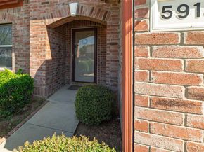 5913  Mckaskle Drive , Fort Worth Texas 76119