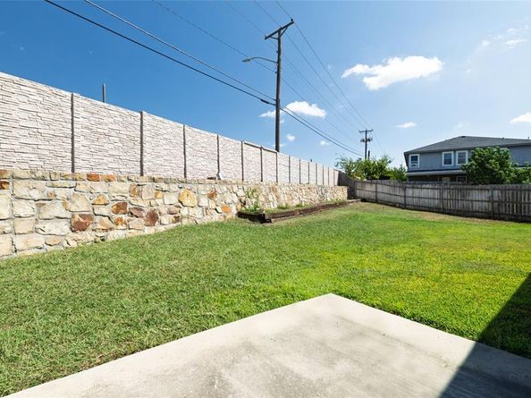 5913  Mckaskle Drive , Fort Worth Texas 76119