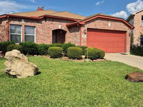 5913  Mckaskle Drive , Fort Worth Texas 76119