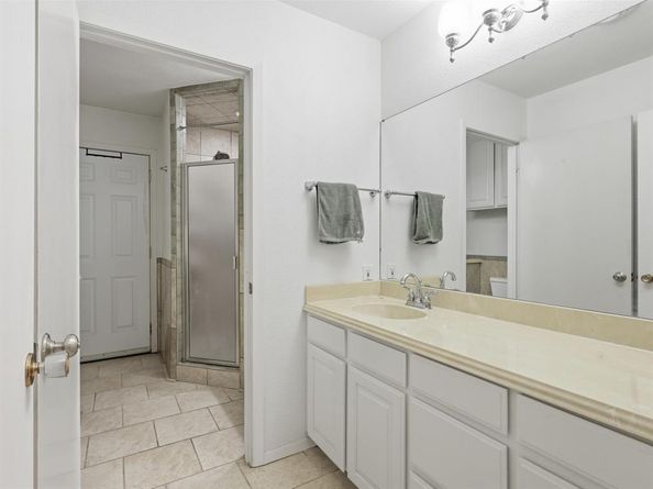 4704  Three River Court , Fort Worth Texas 76103