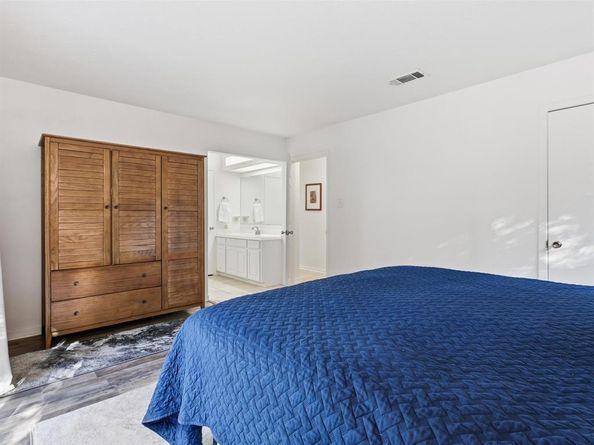 4704  Three River Court , Fort Worth Texas 76103