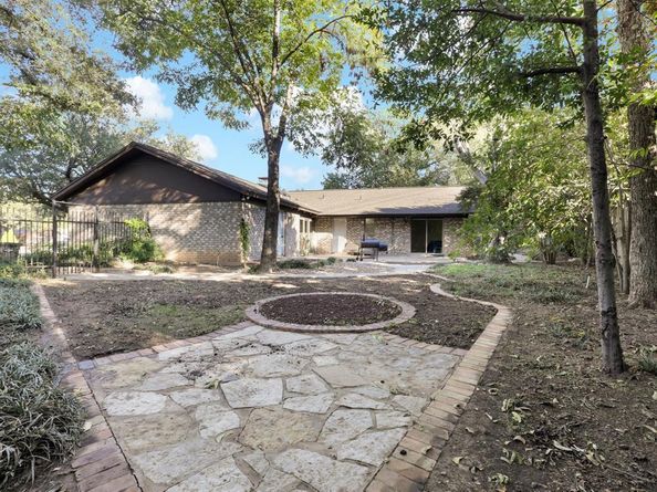 4704  Three River Court , Fort Worth Texas 76103