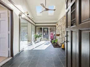 4704  Three River Court , Fort Worth Texas 76103