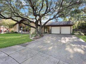 4704  Three River Court , Fort Worth Texas 76103