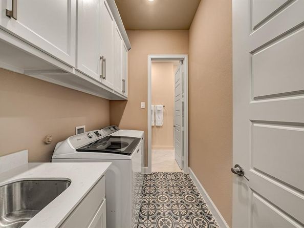 3025  Warrington  , The Colony Texas 75056