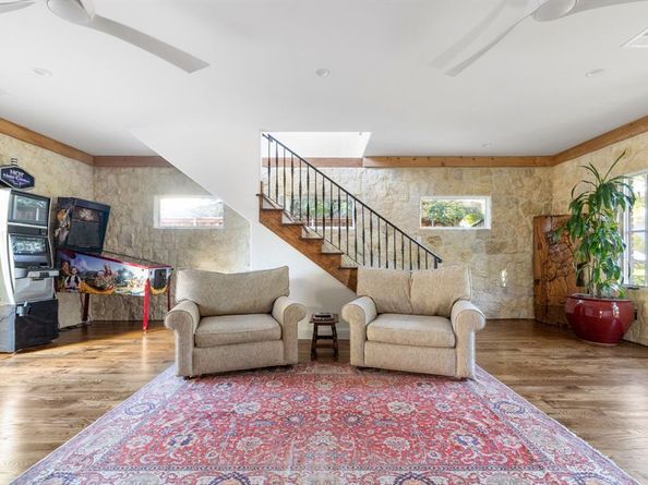 7130  Brookcove Lane , Dallas Texas 75214