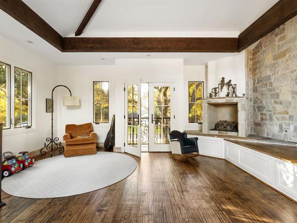 7130  Brookcove Lane , Dallas Texas 75214