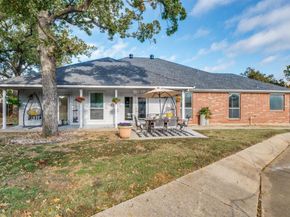 204  Pembrook Street , Lake Dallas Texas 75065