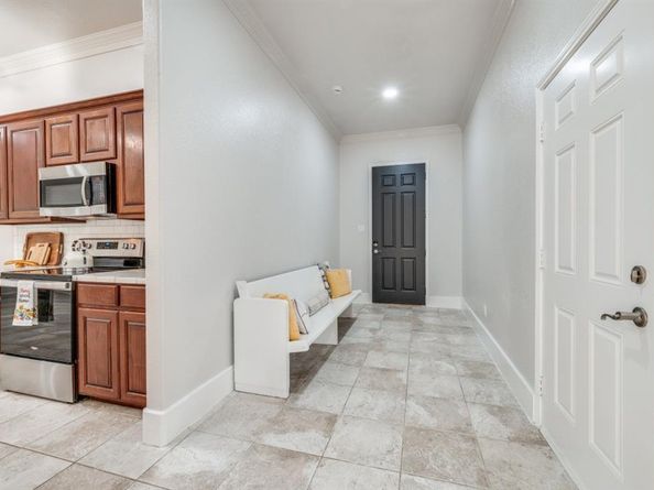 204  Pembrook Street , Lake Dallas Texas 75065