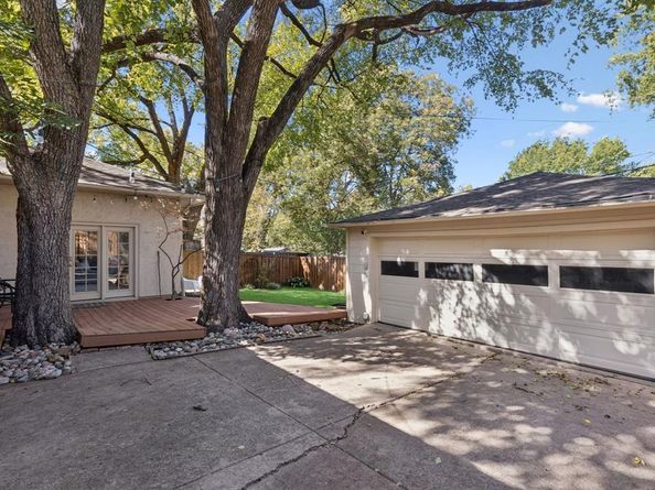 10021  Lanshire Drive , Dallas Texas 75238