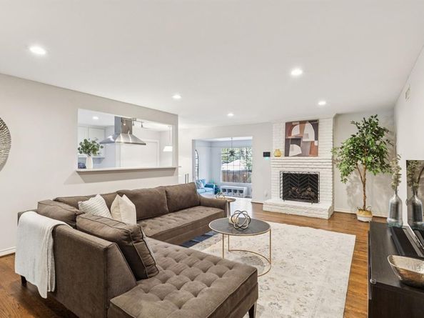 10021  Lanshire Drive , Dallas Texas 75238