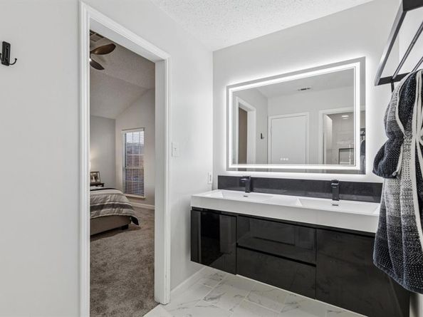 705  Greenridge Drive , Arlington Texas 76017