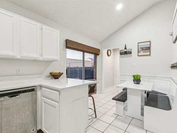 705  Greenridge Drive , Arlington Texas 76017