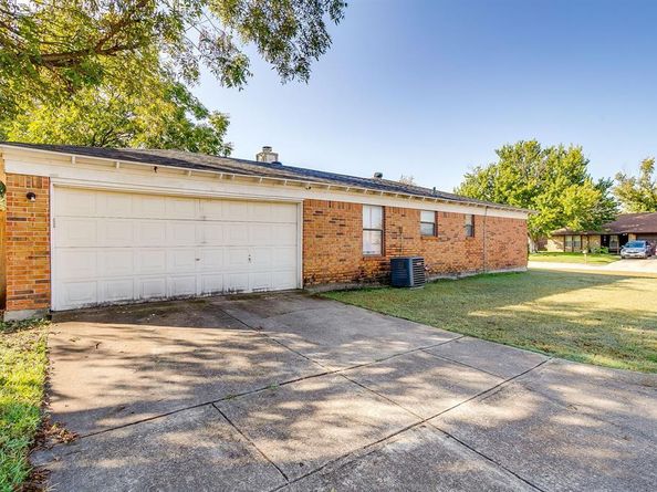 501  Allencrest Drive , White Settlement Texas 76108