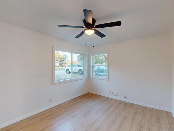 409  Vicki Place , Hurst Texas 76053