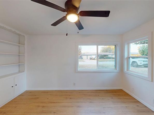 409  Vicki Place , Hurst Texas 76053