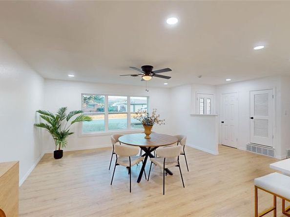 409  Vicki Place , Hurst Texas 76053