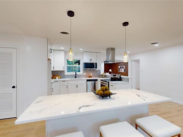 409  Vicki Place , Hurst Texas 76053