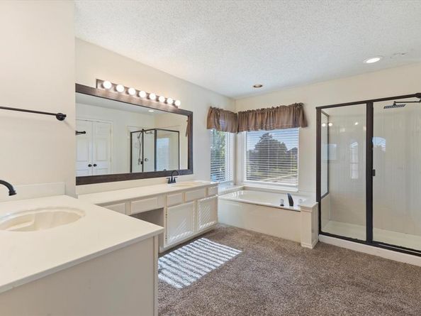 2824  Clearmeadow Drive , Mesquite Texas 75181