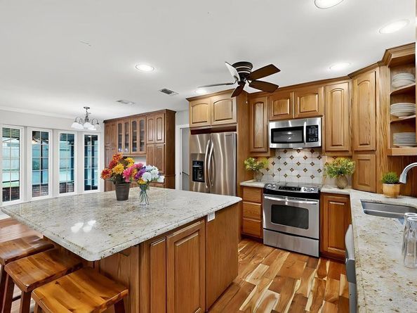 1505  Cedar Ridge Terrace , Euless Texas 76039