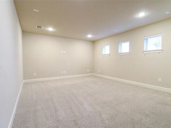 1009  Peacock Boulevard , Carrollton Texas 75007