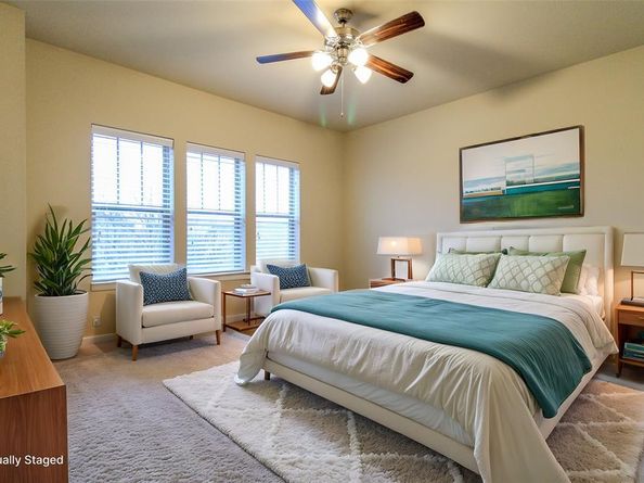 1009  Peacock Boulevard , Carrollton Texas 75007