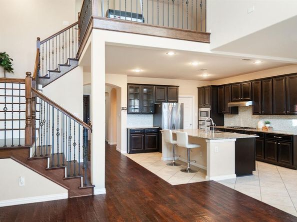 1009  Chickasaw Drive , Carrollton Texas 75010