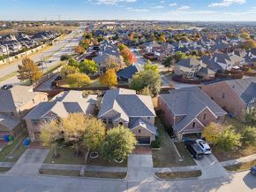 1009  Chickasaw Drive , Carrollton Texas 75010