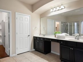 1009  Chickasaw Drive , Carrollton Texas 75010