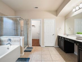 1009  Chickasaw Drive , Carrollton Texas 75010