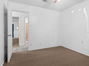 1133  Park Center Court , Saginaw Texas 76179